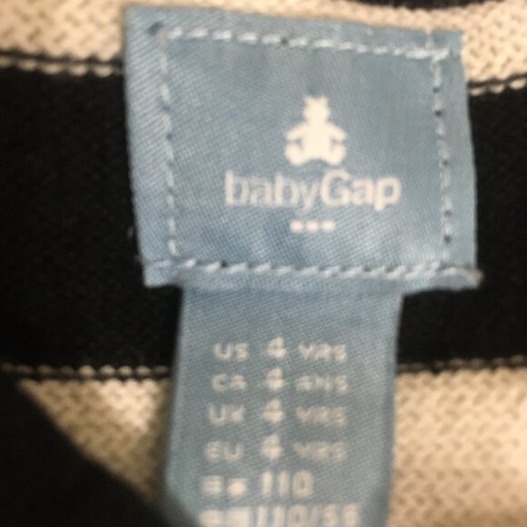 Little Girls Sweater Dress - Picture 5 of 5